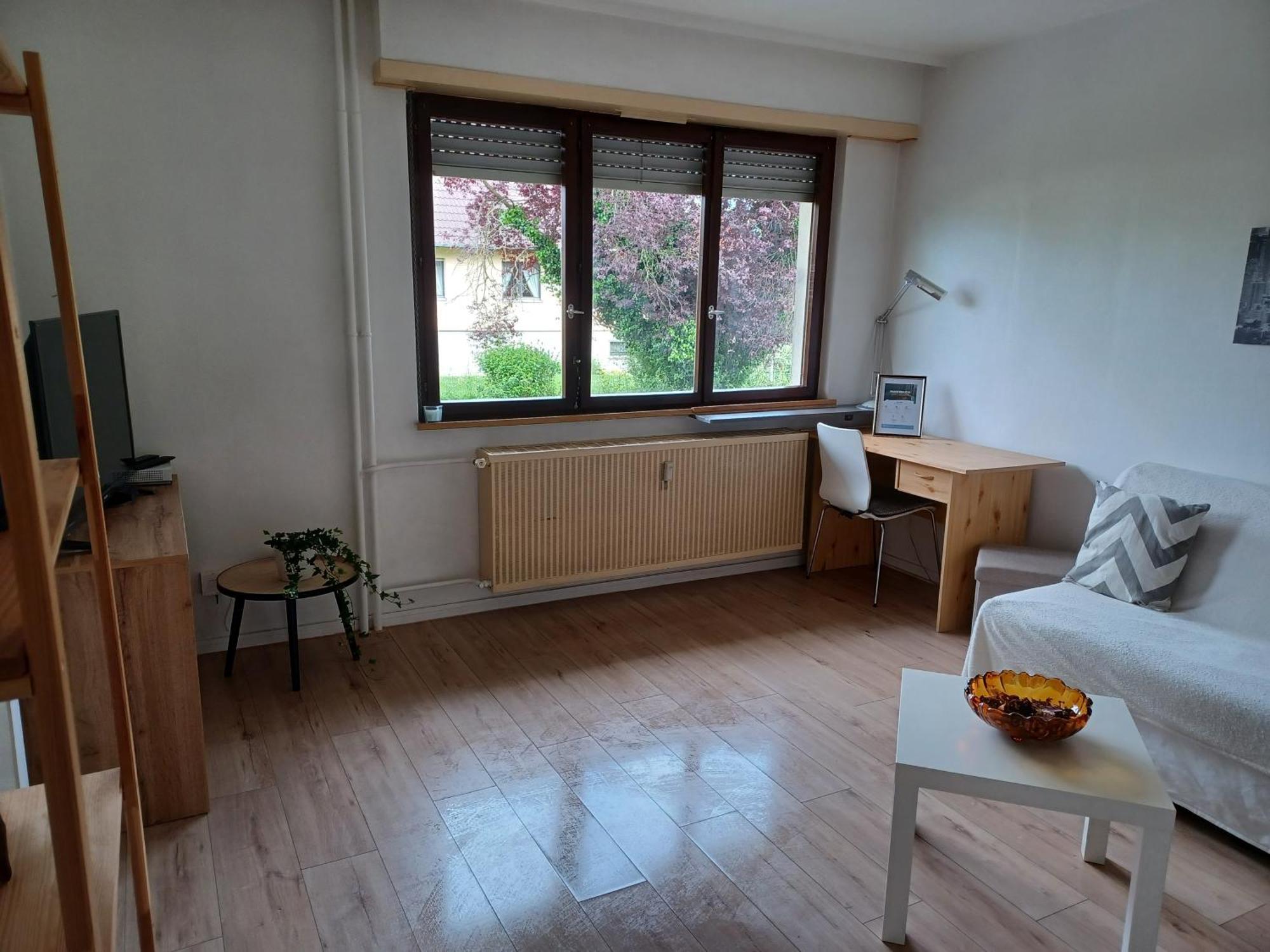 Studio Rdc Calme Avec Parking Ferme Pres Autoroute Et Tram C Miluza Zewnętrze zdjęcie