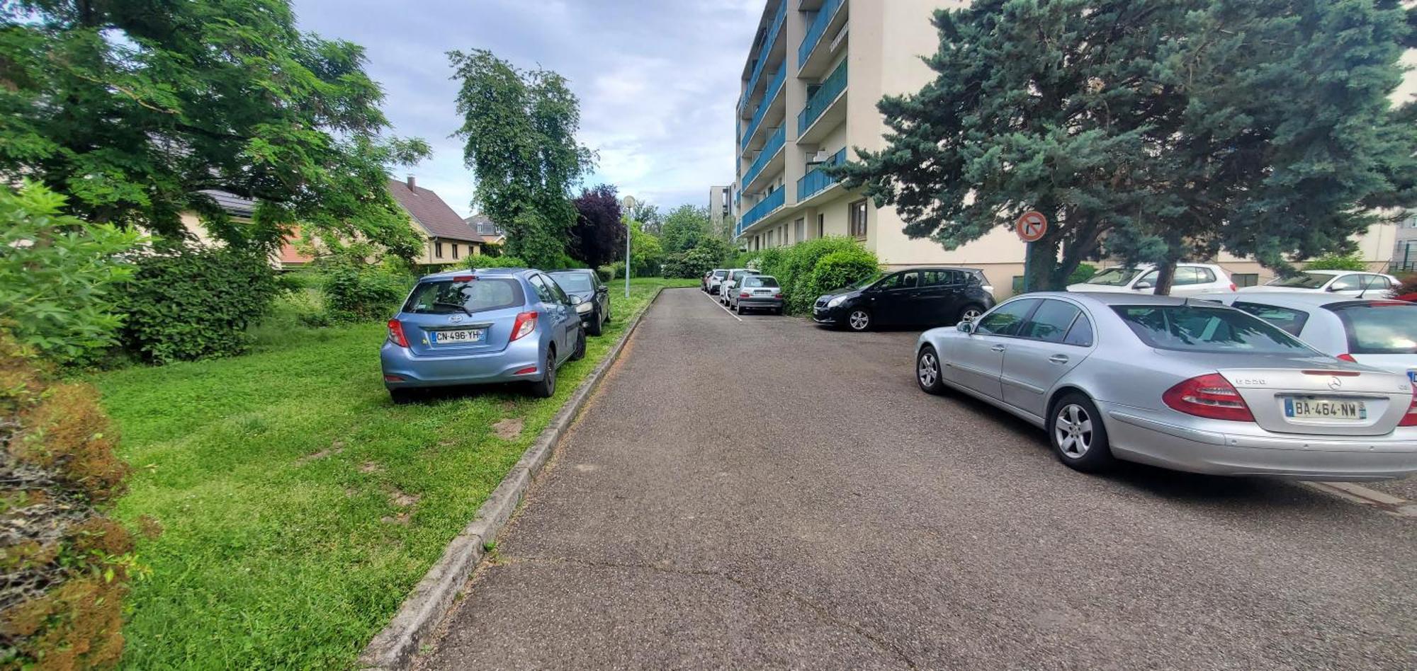 Studio Rdc Calme Avec Parking Ferme Pres Autoroute Et Tram C Miluza Zewnętrze zdjęcie